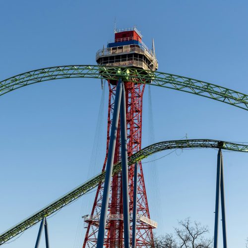 arlington theme park